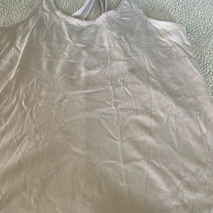 Under armor tank size small heat gear pink